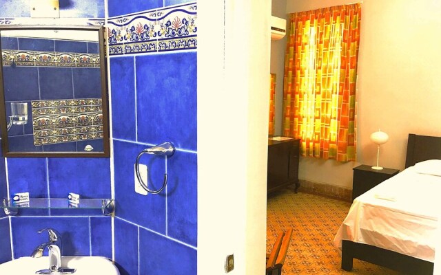 AHT Colonial Hostel