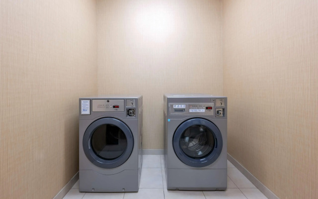 Best Western Plus Midland Suites