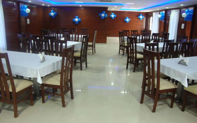 Sunray Hotel