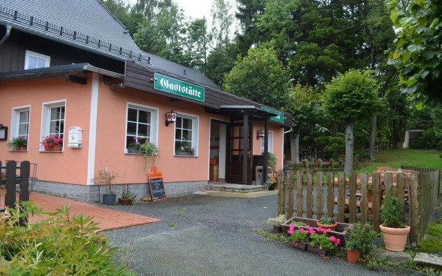 Restaurant & Pension Forsthaus Hain