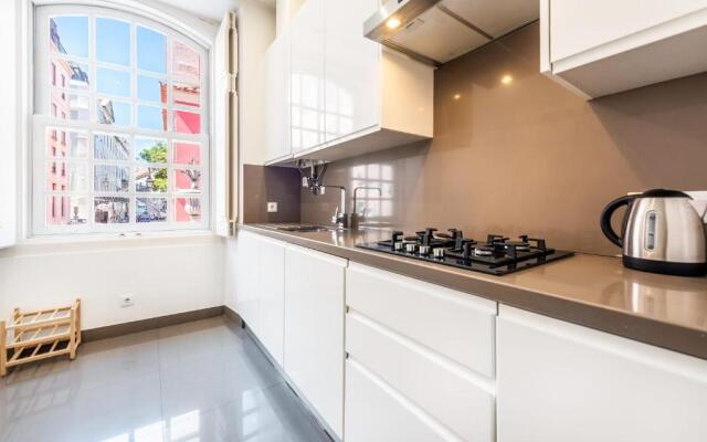 GuestReady - Newly Renovated 3BR Apartment Chiado
