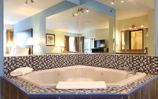 Baymont Inn & Suites Muskegon