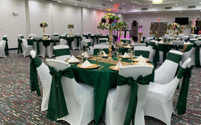 Hampton Inn & Suites Houston East Beltway 8