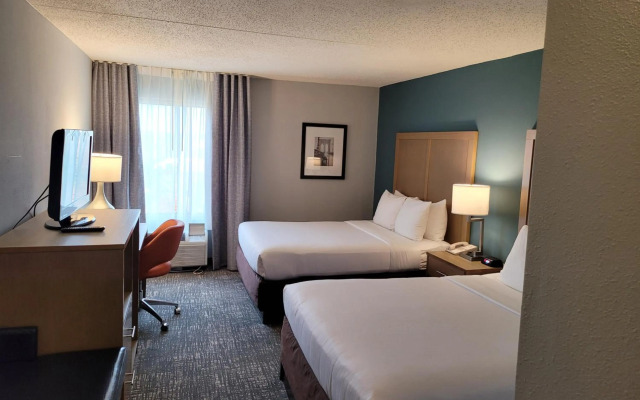 Comfort Inn & Suites Alexandria West