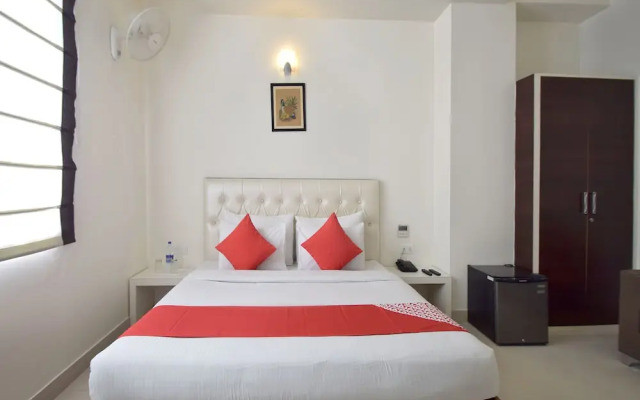 OYO 7110 Hotel Prince