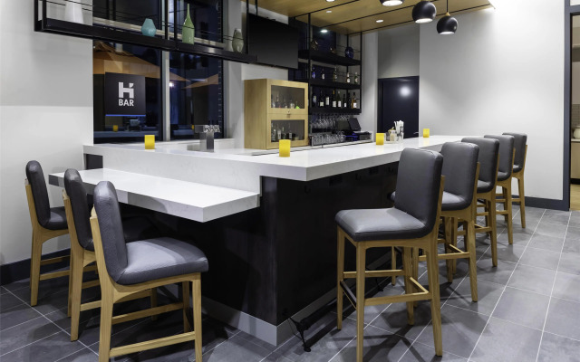 Hyatt House The Woodlands / Shenandoah