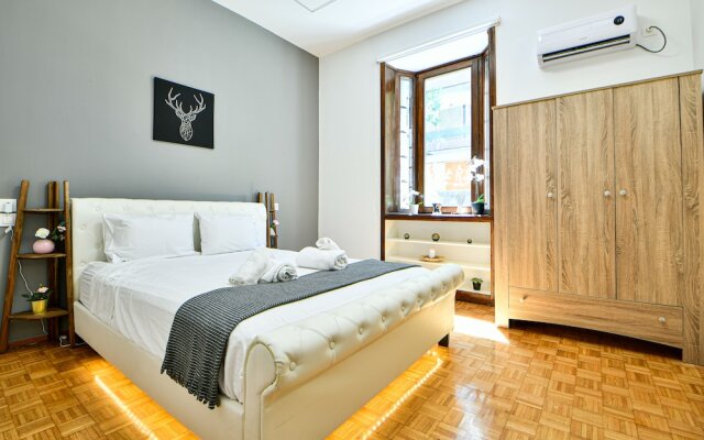 Flowers Of Athens - Boutique Aparthotel
