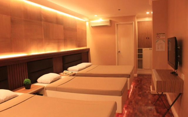 Urban Travellers Hotel