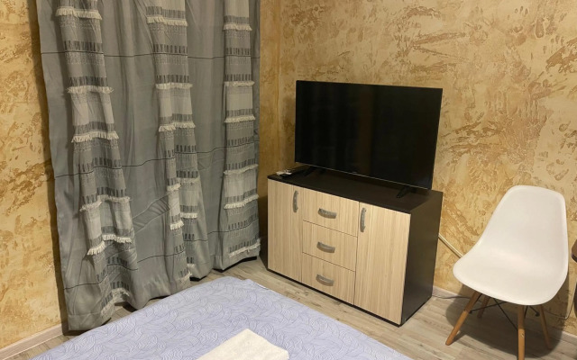Colonel apartment 956