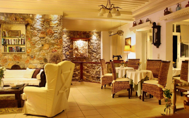 Tholaria Boutique Hotel