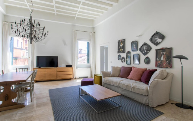 Infinite House Guglie