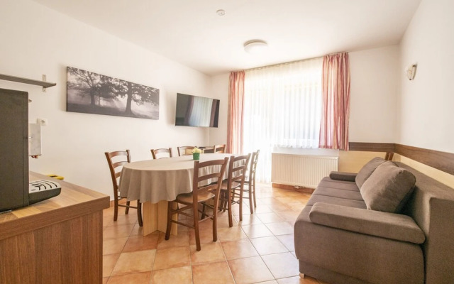 Berghi Hotel and Apartments