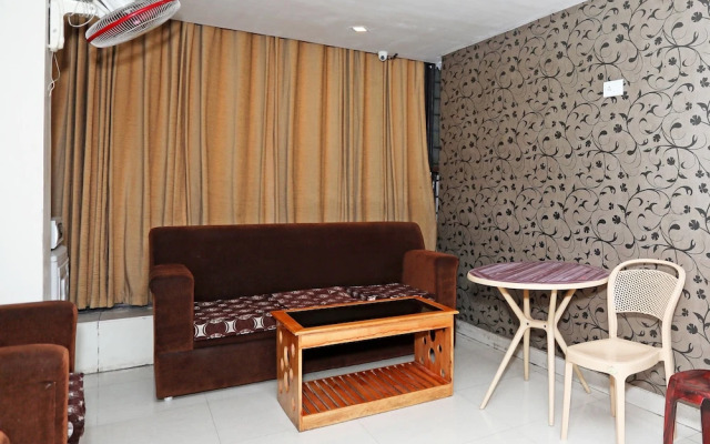 OYO 5975 Hotel SKS Goldmine