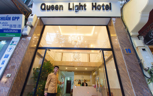 Queen Light Hotel