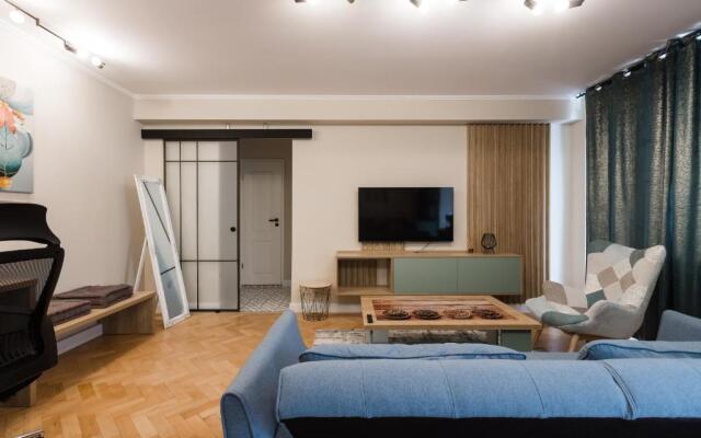 Lovely flat, UltraCentral, with Free Parking VIC8