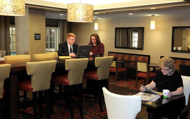 Hampton Inn Charleston-Southridge