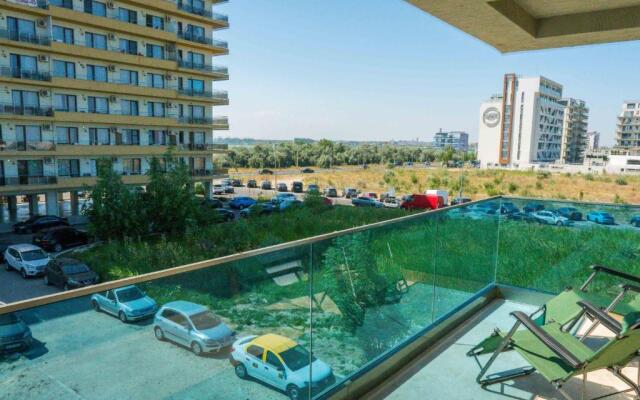 North Club Apartments II