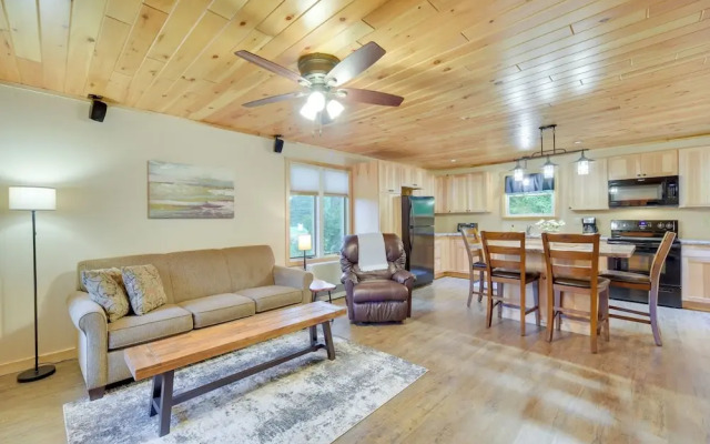 Cozy Cable Cabin Rental - Pet Friendly!