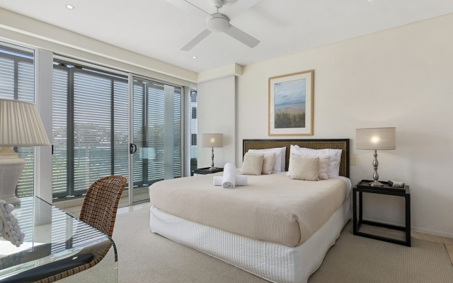 Stunning Riverfront Apartment in Noosaville - Unit 2 Wai Cocos 215 Gympie Terrace – Guest Rooms – Noosaville