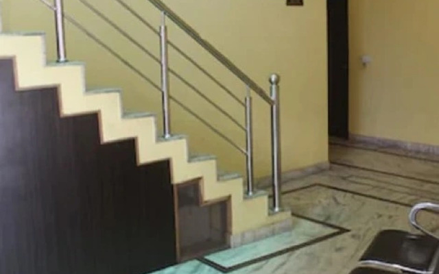 Goroomgo Sapphire Bareilly