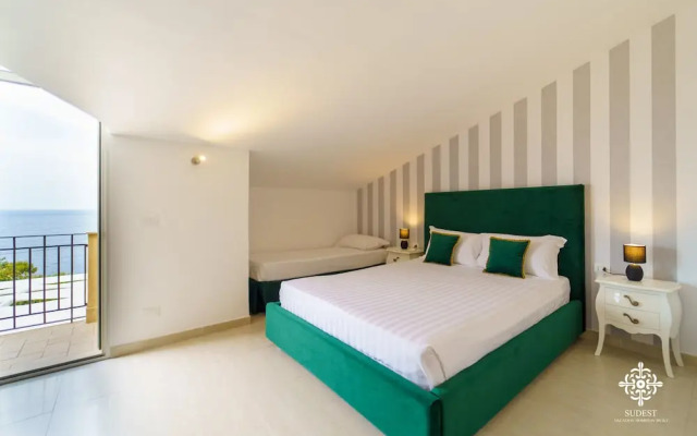 Villa Vittoria  - Dimora fronte mare