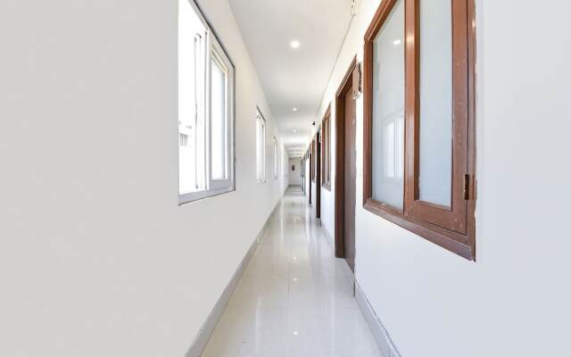 Hotel Central Plaza By OYO Rooms