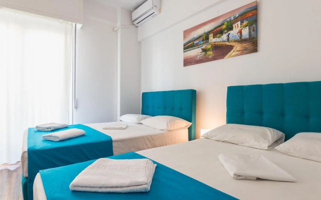 Super Paradise Apartments