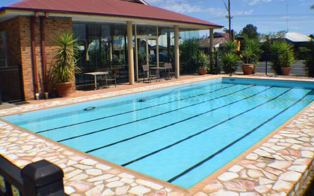 The Oxley Motel