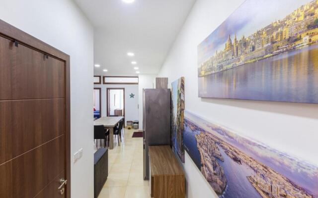 PC3- Centrally Located Apt-Close to University