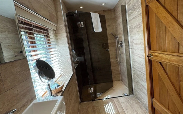 Heathrow Cottages B&B