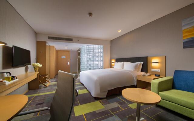 Holiday Inn Express Chengdu Airport Zone, an IHG Hotel