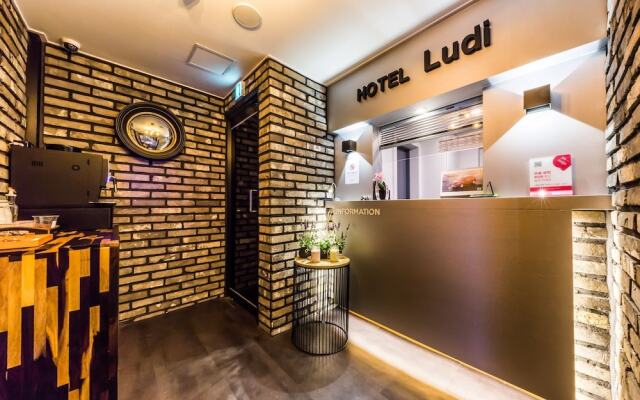 Shinchon Hotel Ludi