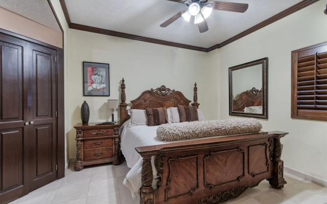 Sonoran Sky 1BR Upper SKY 406 by Casago