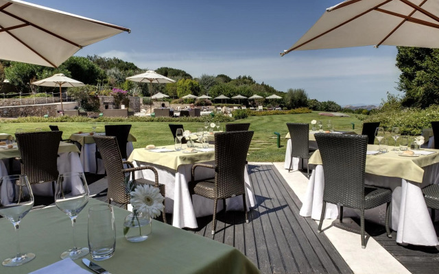 L'Ea Bianca Luxury Resort