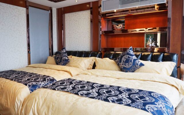 South & North International Apartment