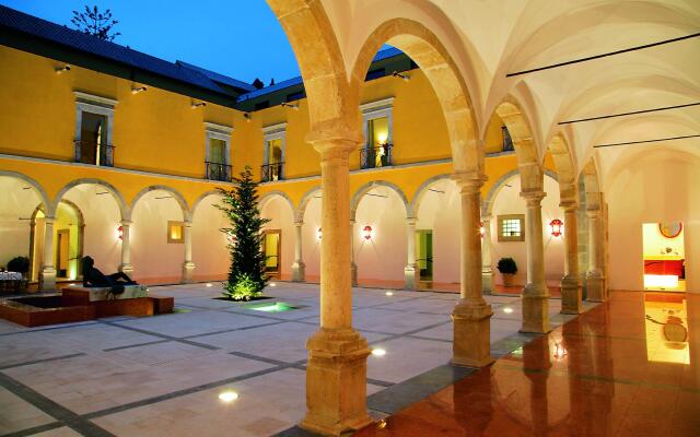 Pousada Convento de Tavira - Historic Hotel