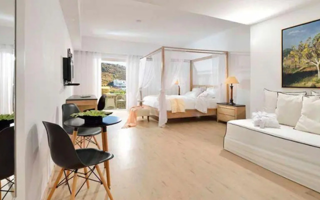 Mykonos Lumiere Villas