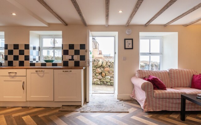 Cosy Cottage Next to the Shoreline in Cellardyke