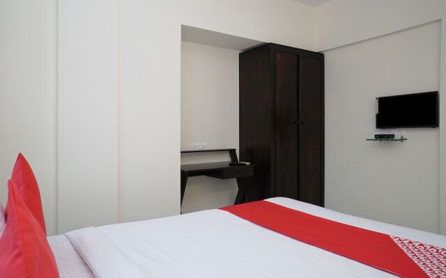 OYO 23670 Hotel Resonare Residency