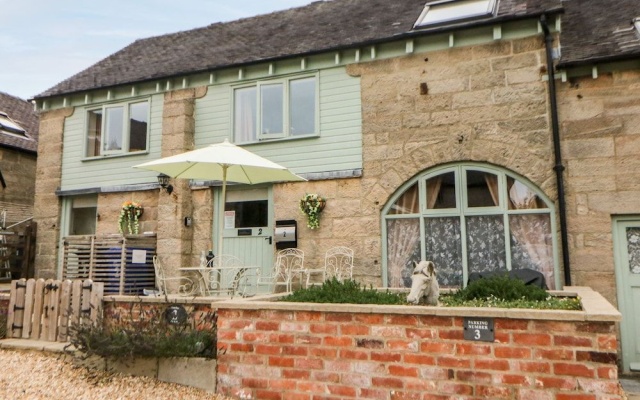Old Hall Cottages