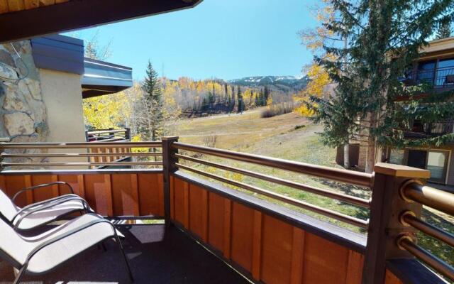 Laurelwood Condominiums Studio Deluxe Unit 414