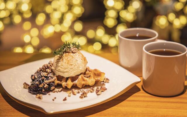 Phoenix Island Ocean Star Resort