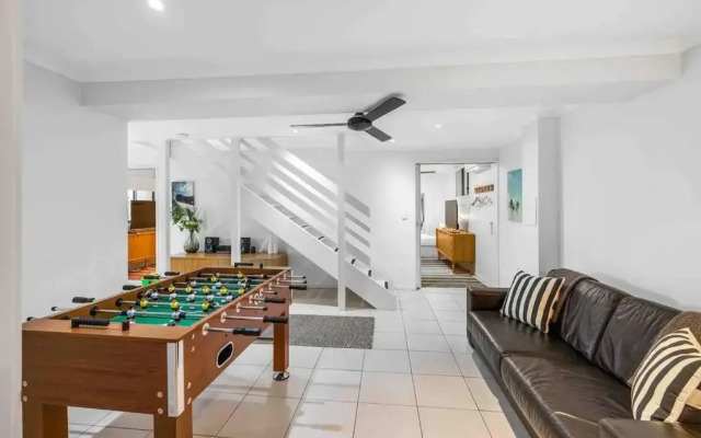 Peregian Beach Holiday House & Resort Pet Friendly