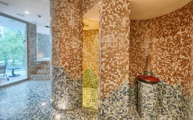 Hotel Lazur SPA & Conference