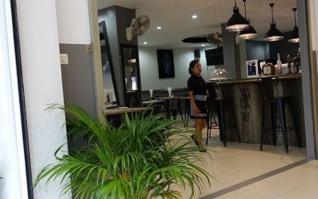 C&C Residence Bistro Restaurant