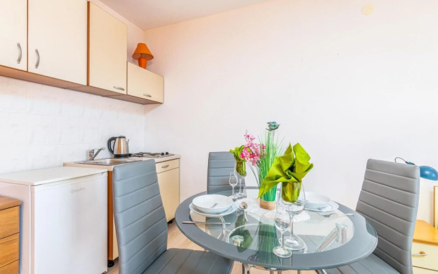 Stunning Apartment in Stara Baska With Wifi