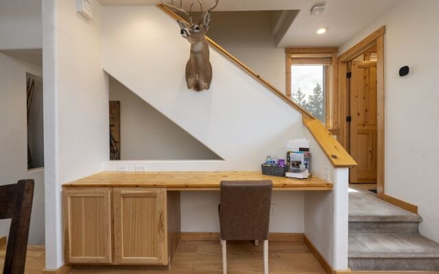 Willows Way 106 3 Bedroom Townhouse by RedAwning