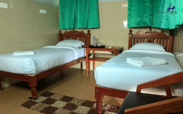 Le Holiday Inn