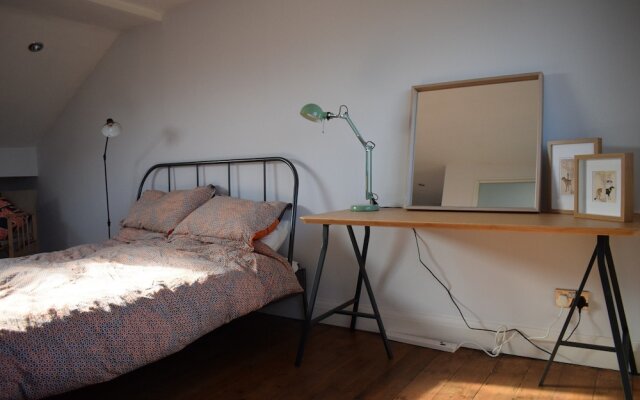 2 Bedroom Property in Brixton