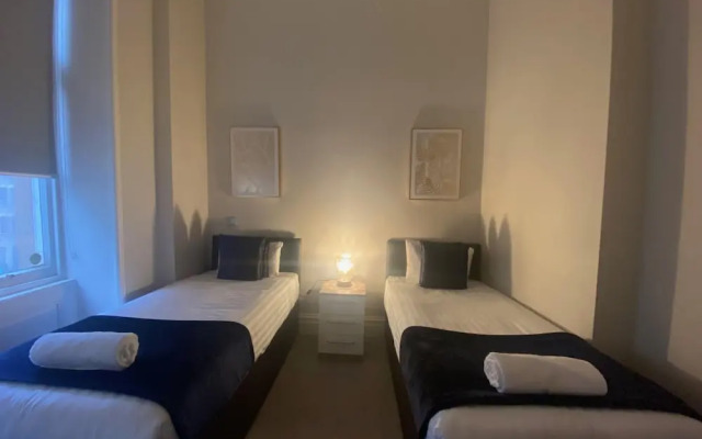 iStay Liverpool 1 Water Street Apartments